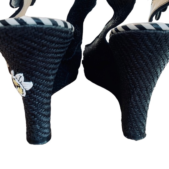Anthropologie / Anthro Lucky Penny Daisy Espadrilles in Black & White w Bee sz 9 - Picture 10 of 15